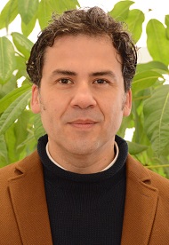 Dr. Gonzalo Saavedra Gallo  Director de Estudios de Postgrado